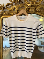 Charger l'image dans la galerie, T-shirt Zara marin à rayures
