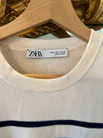 Charger l'image dans la galerie, T-shirt Zara marin à rayures
