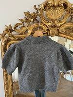 Charger l'image dans la galerie, Primark - Pull gris manches courtes à fleurs
