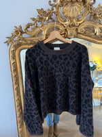 Charger l'image dans la galerie, H&amp;M - Pull Léopard en maille jacquard marron et noir
