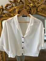 Charger l'image dans la galerie, Zara - Chemise blanche courte boutons noirs
