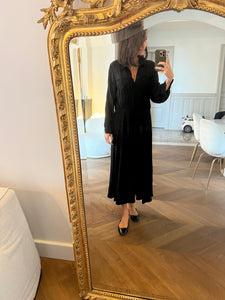 Robe longue Sezane noire à boutons