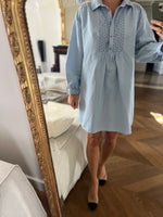 Charger l&#39;image dans la galerie, Robe tunique Zara bleue avec broderie
