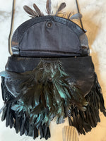 Charger l&#39;image dans la galerie, Hoss Intropia - Pochette en cuir à plumes
