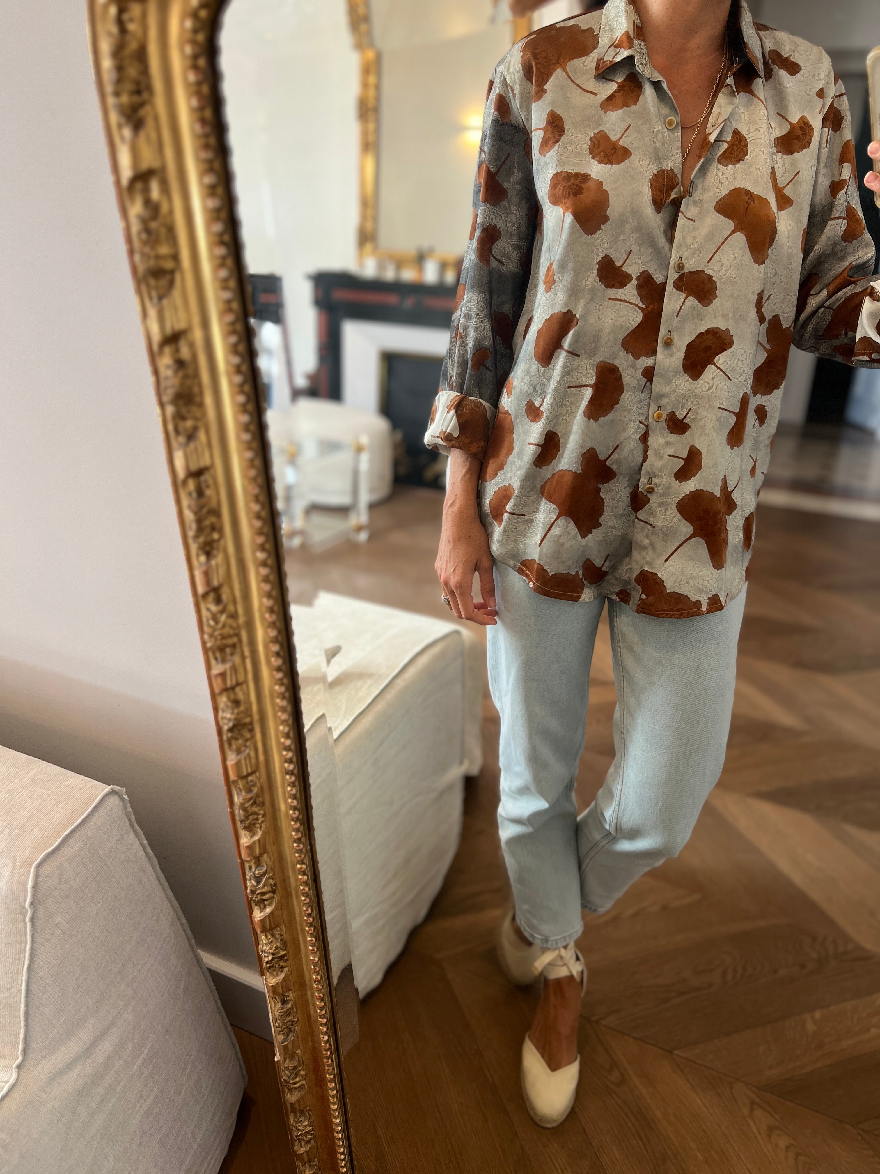 Our Manor - Chemise satinée marron gris