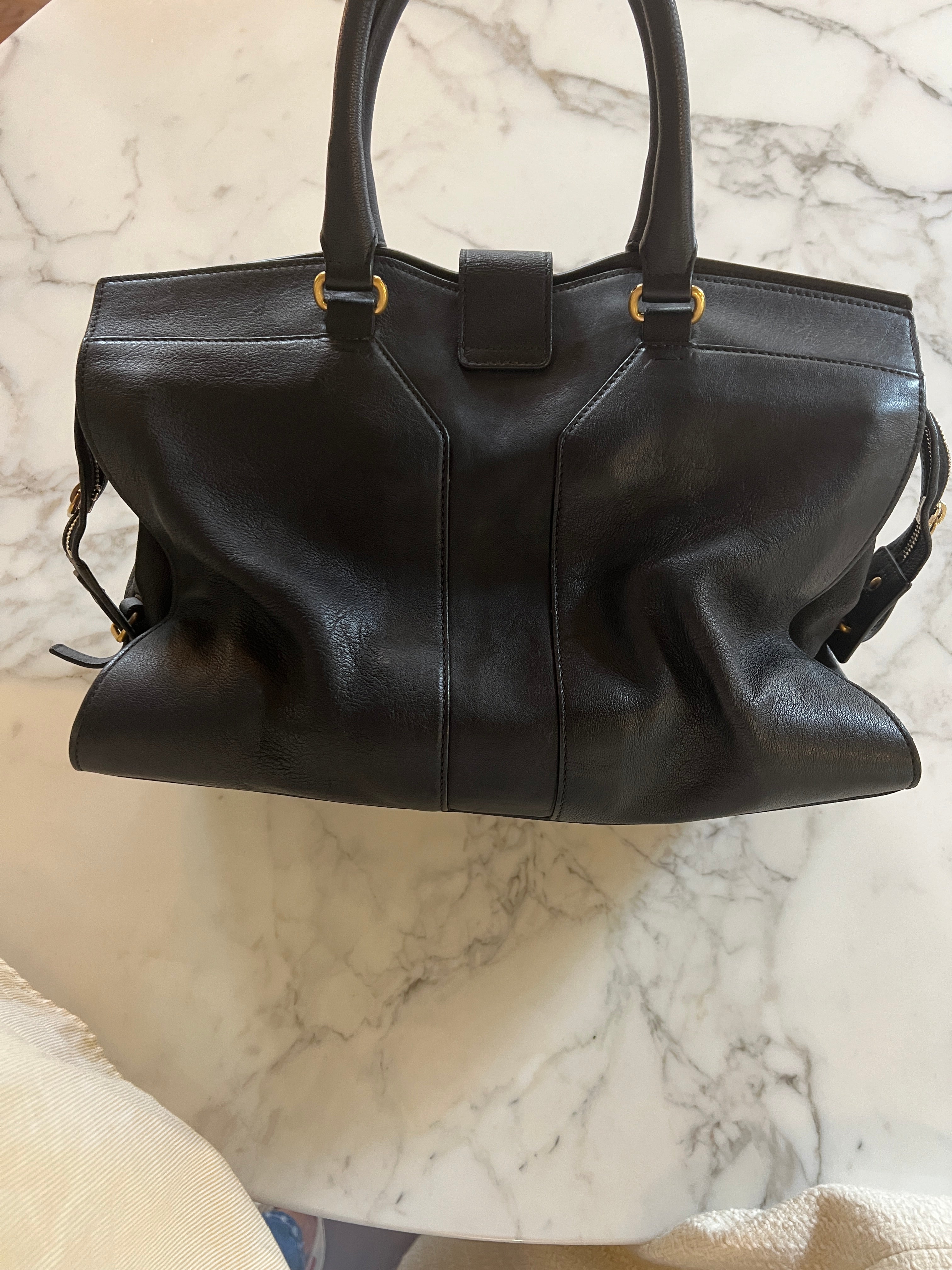 Sac à main Yves Saint Laurent Chyc en cuir noir