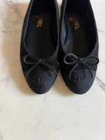 Charger l'image dans la galerie, Chanel - Ballerines noires T.37
