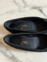 Charger l'image dans la galerie, Chanel - Ballerines noires T.37
