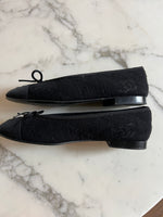 Charger l'image dans la galerie, Chanel - Ballerines noires T.37
