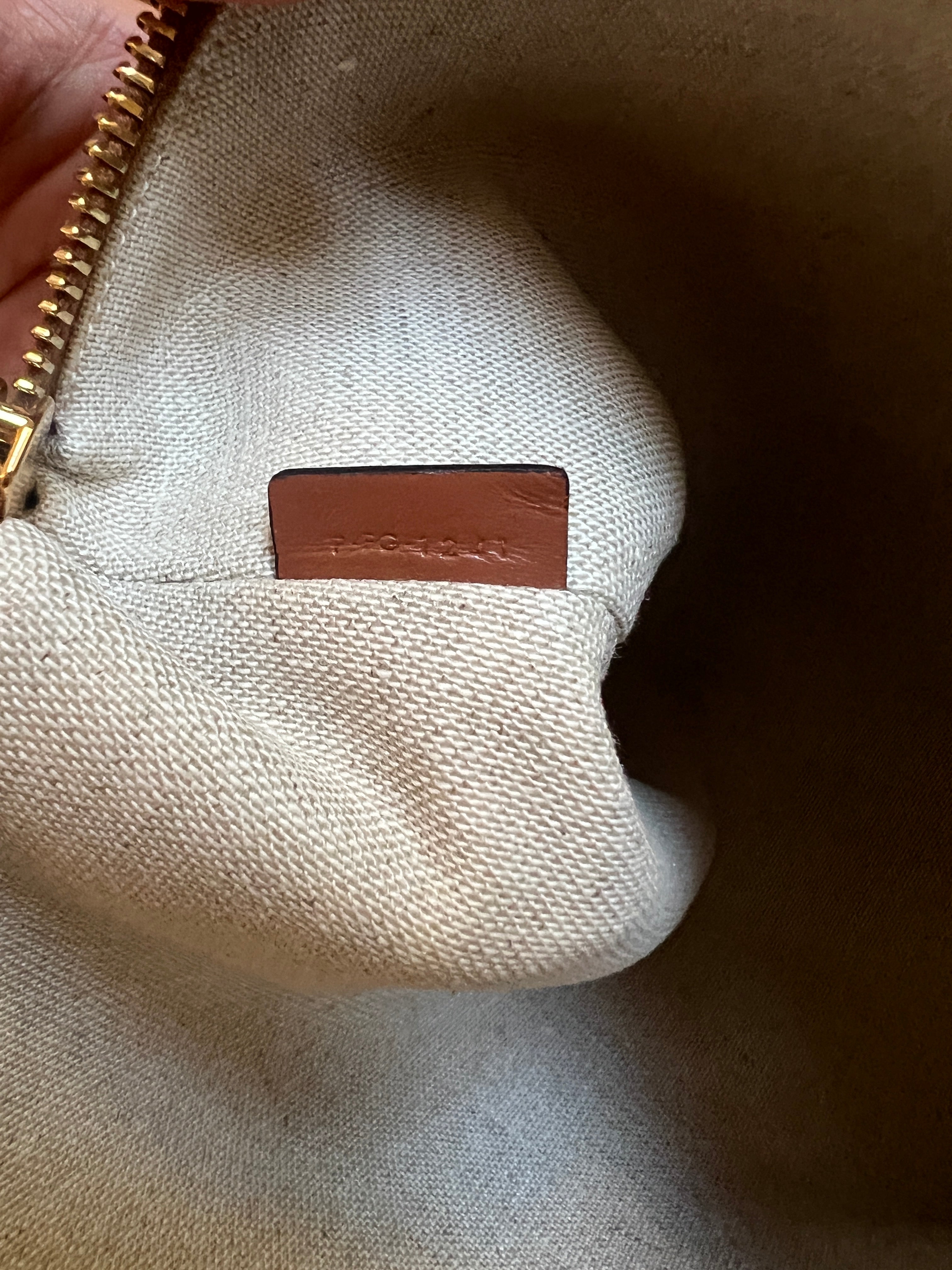 Celine - Pochette ecrue et camel