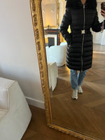 Charger l'image dans la galerie, Moncler  - Manteau doudoune Leersie à capuche
