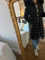 Charger l'image dans la galerie, Moncler  - Manteau doudoune Leersie à capuche
