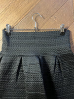 Charger l'image dans la galerie, Cache Cache - Jupe courte noire patineuse
