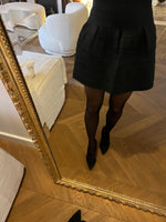 Charger l'image dans la galerie, Cache Cache - Jupe courte noire patineuse
