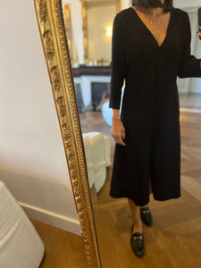 Robe Sézane noir décolleté V et boutons