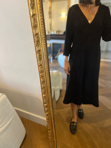 Robe Sézane noir décolleté V et boutons