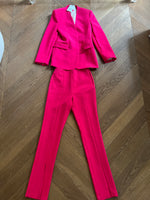 Charger l&#39;image dans la galerie, Ariane Brodier Tailleur pantalon et Veste Zara Framboise
