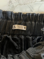 Charger l'image dans la galerie, Zara - Jupe short plissée gris
