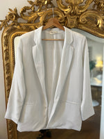 Charger l&#39;image dans la galerie, Veste American Vintage Blanche fluide
