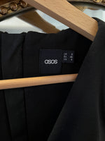 Charger l&#39;image dans la galerie, Robe Asos noire décolleté
