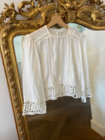 Charger l'image dans la galerie, La Petite Etoile - Blouse blanche et brodée
