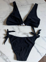 Charger l'image dans la galerie, Pain de Sucre - Maillot de bain noir  2 pièces
