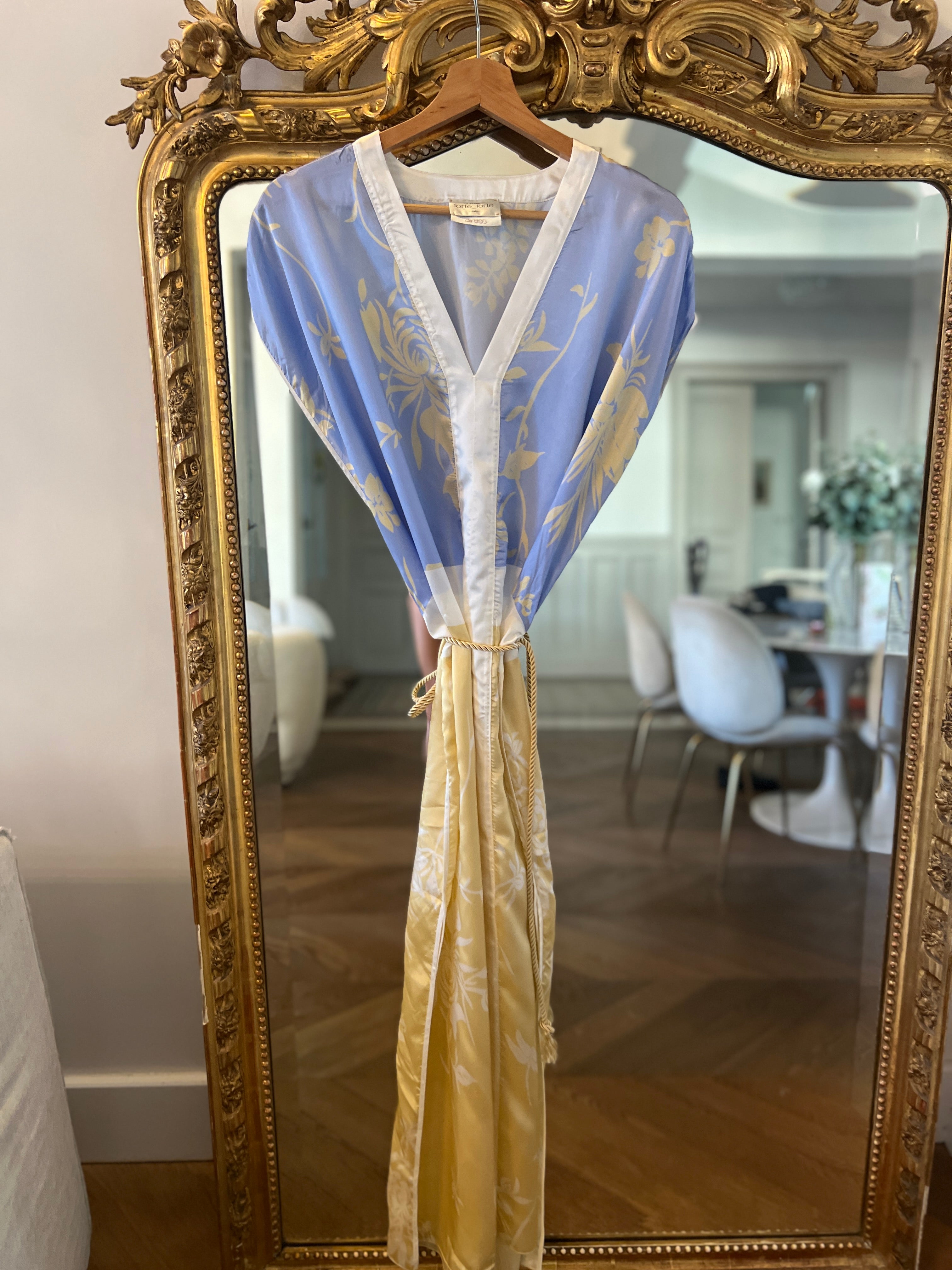 Forte Forte - Robe en satin ecrue et bleu ciel