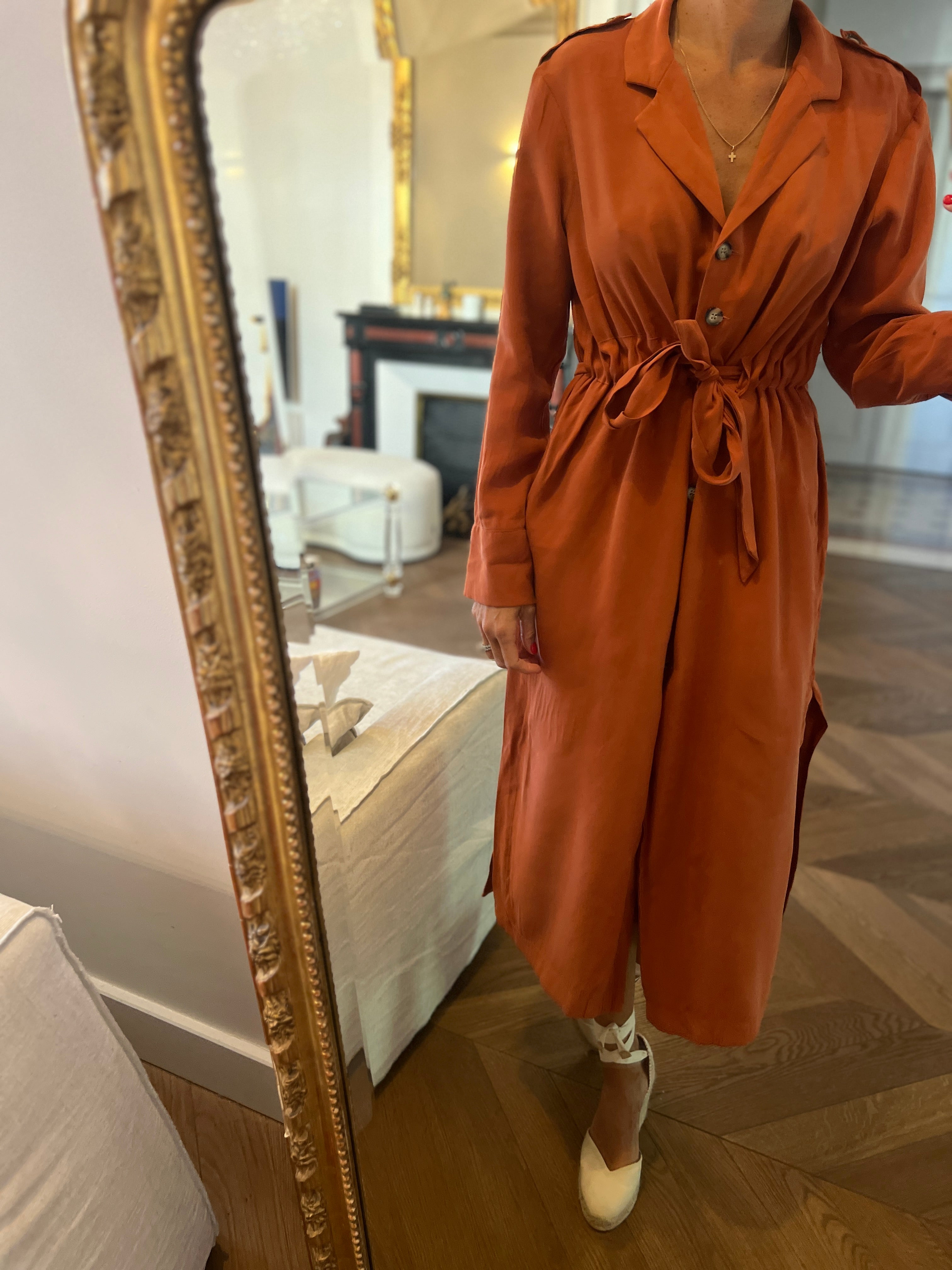 Zara - Robe longue terracotta à boutons