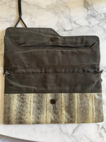 Charger l'image dans la galerie, Hoss Intropia - Pochette serpent
