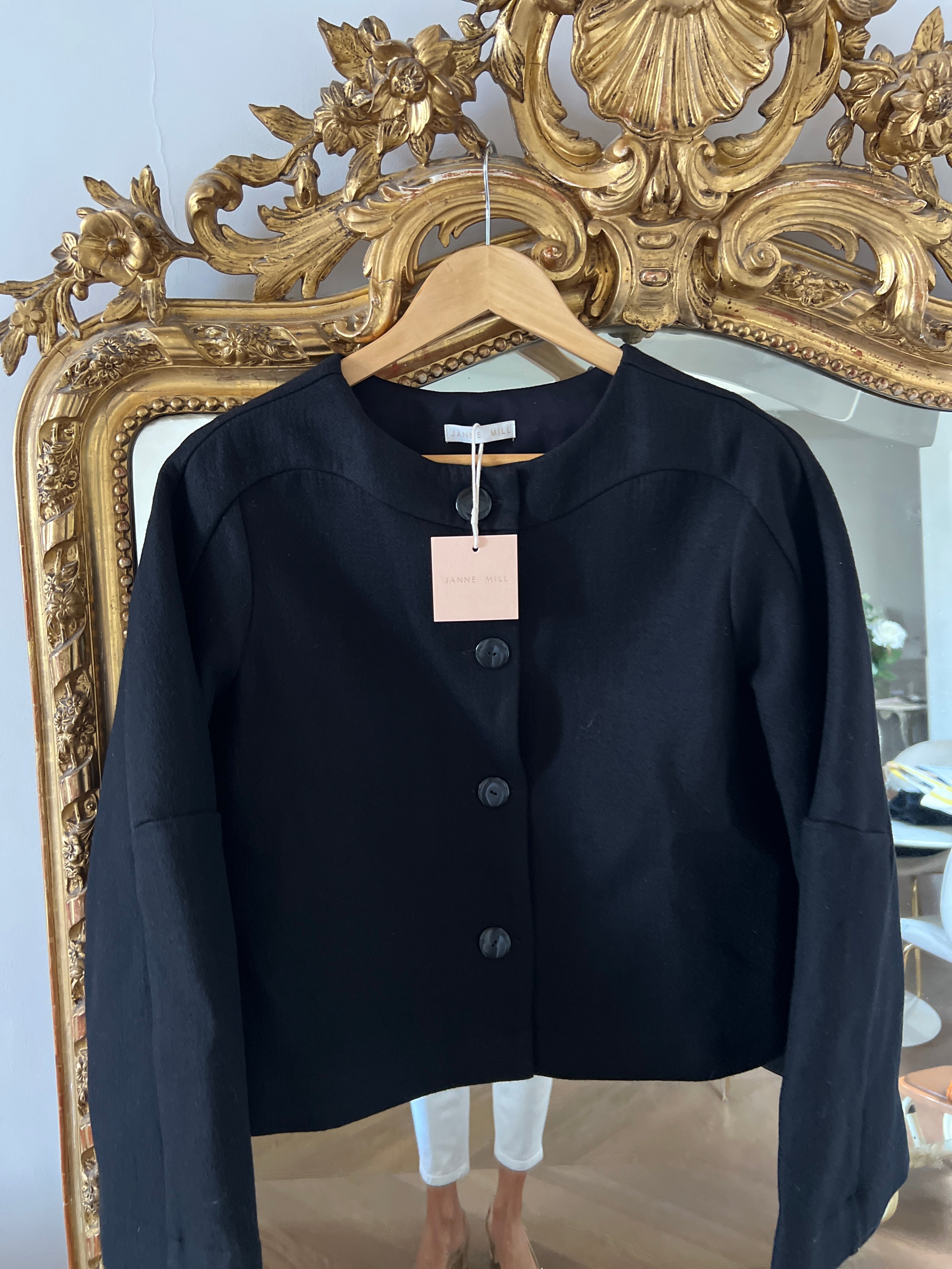 Janne Mill - Manteau noir Hadrien Neuf