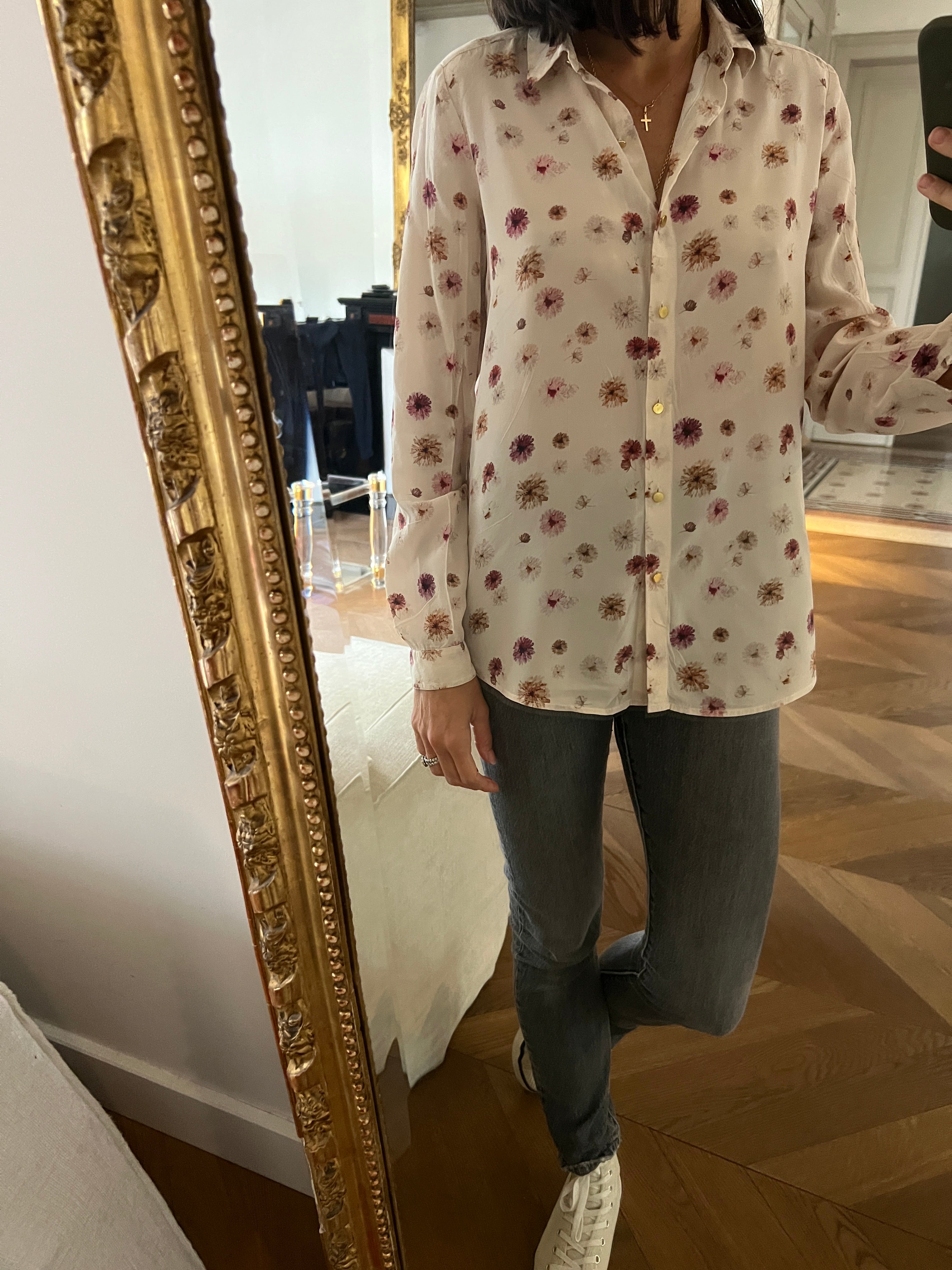 Chemise en soie Sezane beige à fleurs