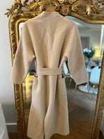 Charger l&#39;image dans la galerie, Ba&amp;sh - Manteau long beige ceinturé
