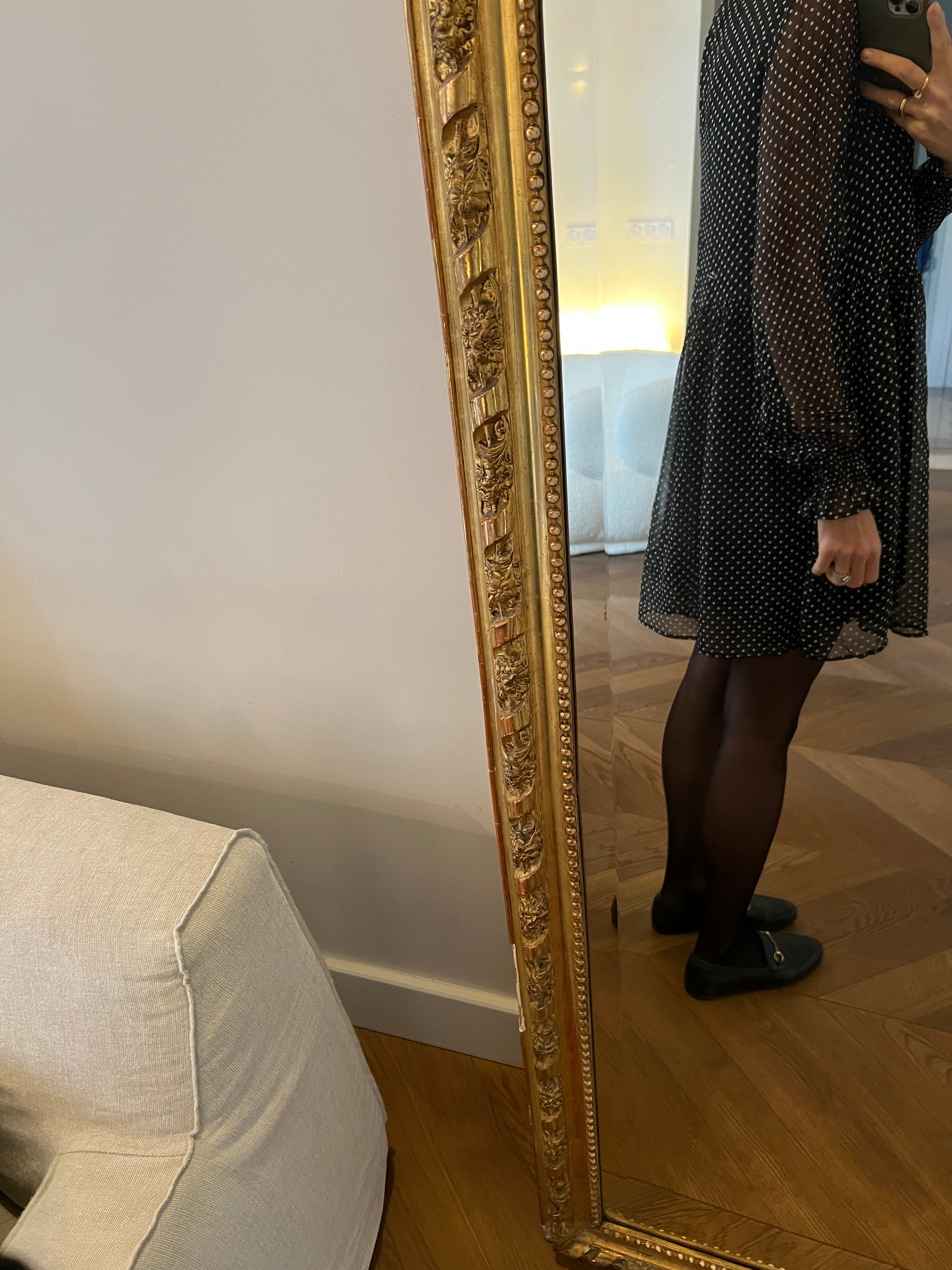 Robe Sezane en soie noire à pois