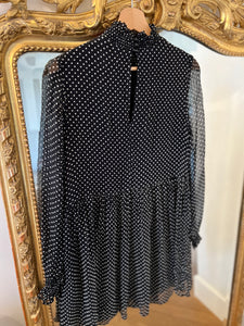 Robe Sezane en soie noire à pois