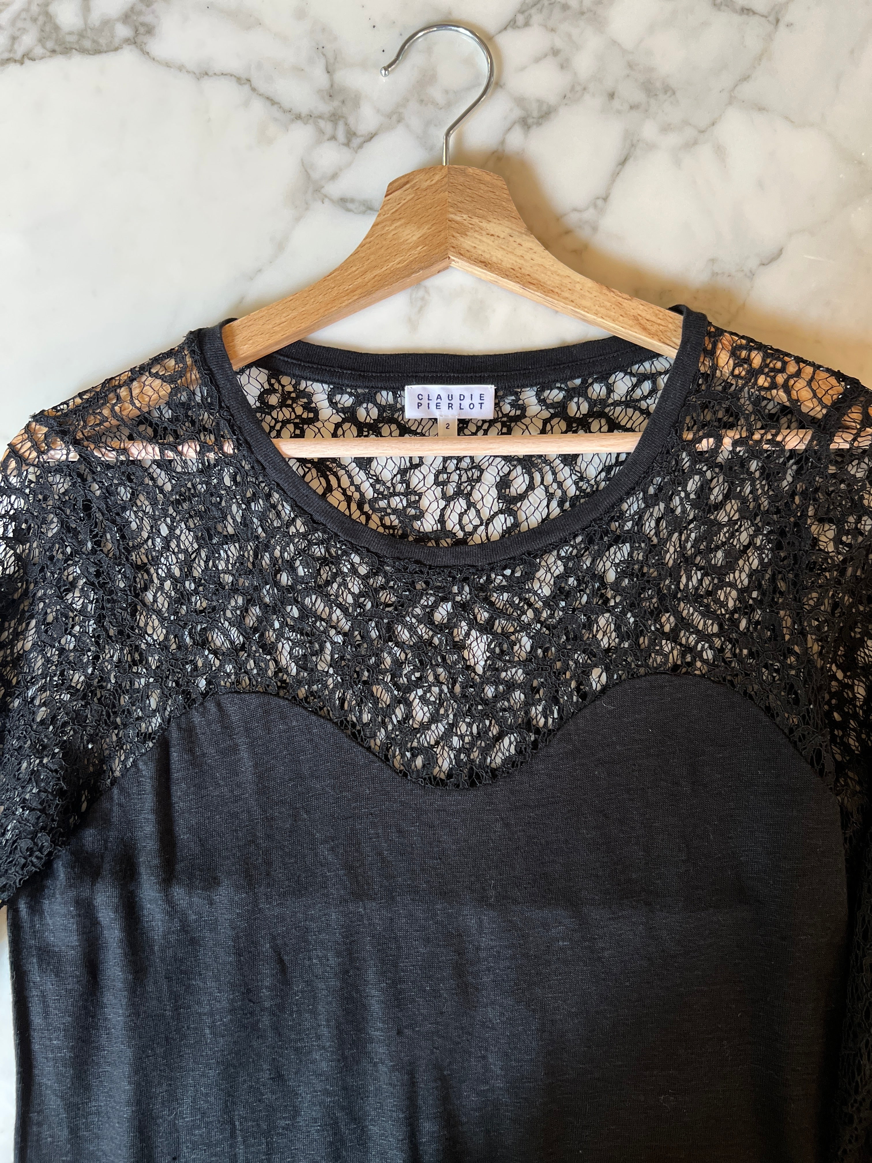 Top Claudie Pierlot en dentelle noire