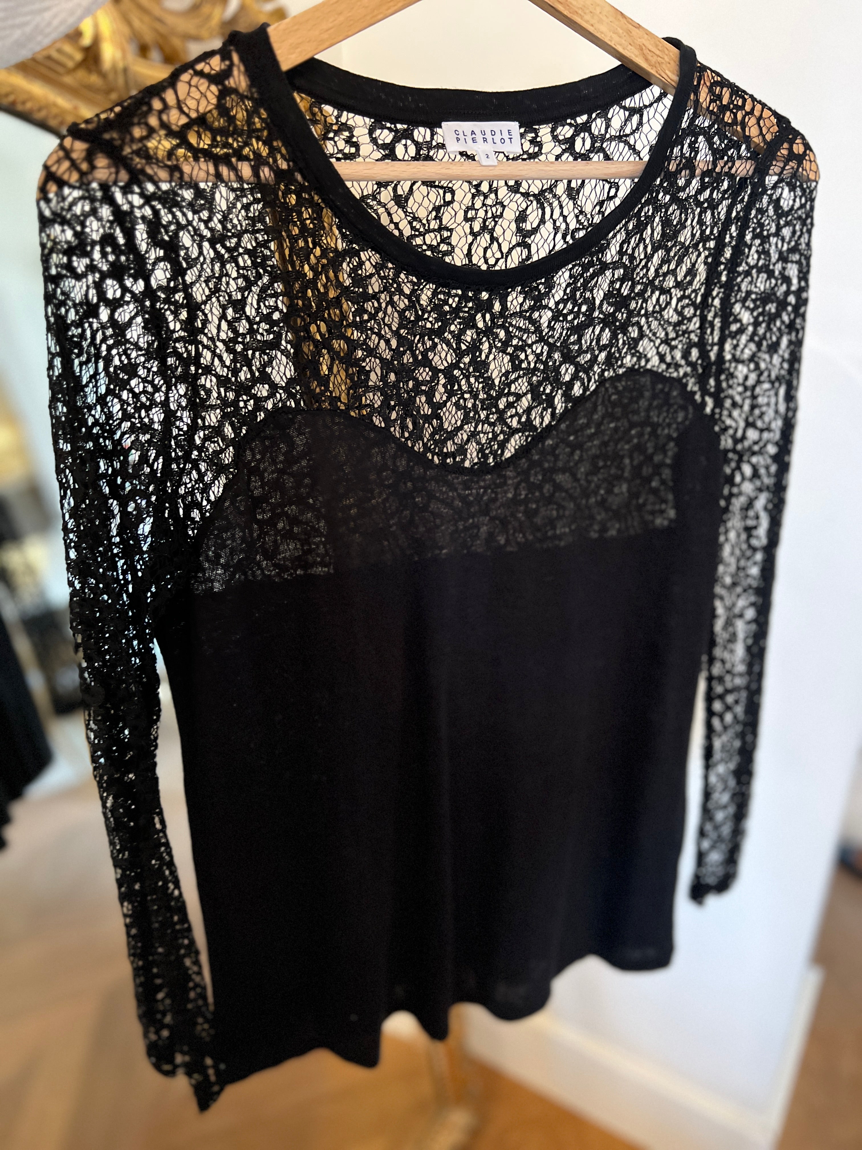 Top Claudie Pierlot en dentelle noire