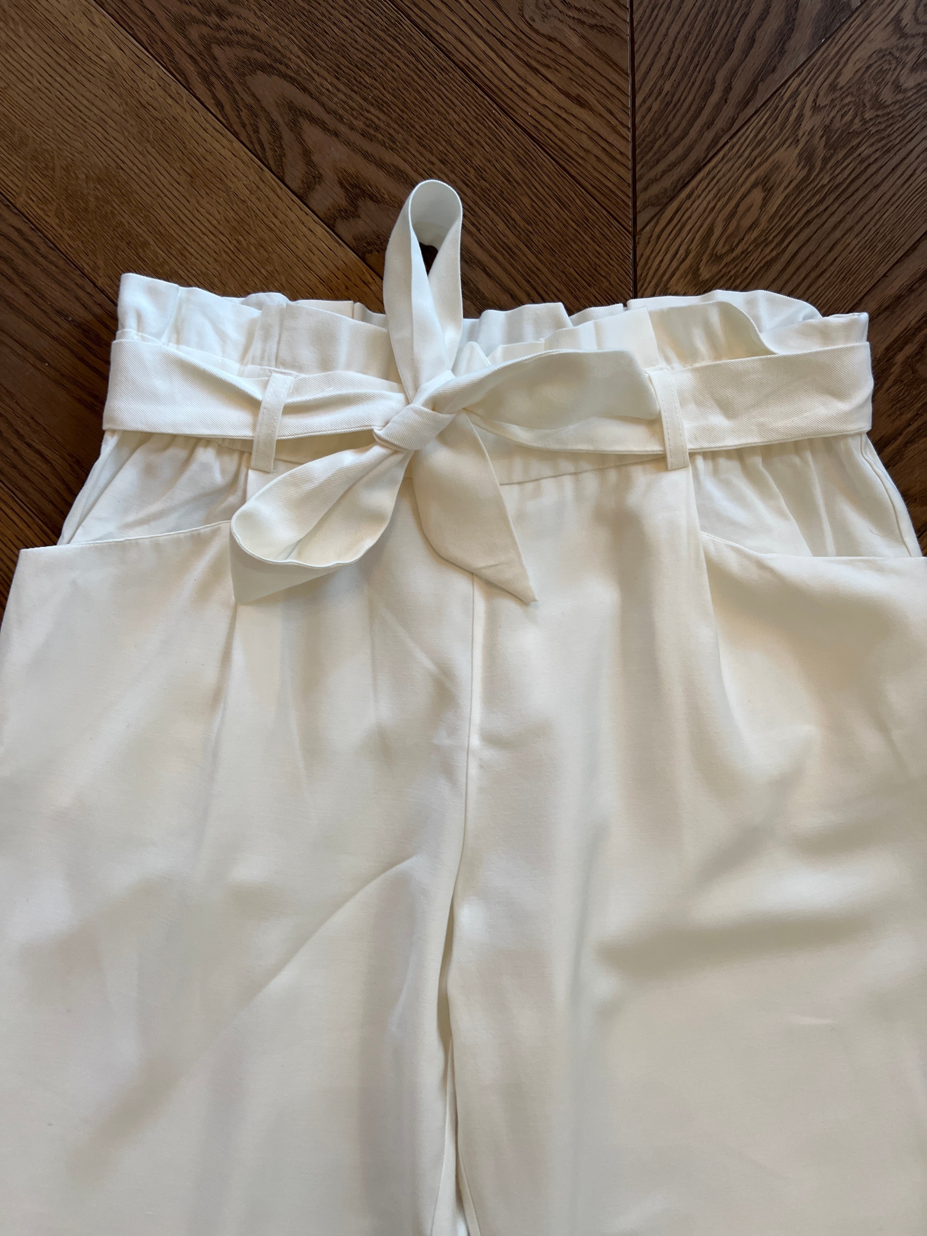 Pantalon Zara blanc taille froncée