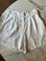Charger l&#39;image dans la galerie, Short H&amp;M blanc taille haute
