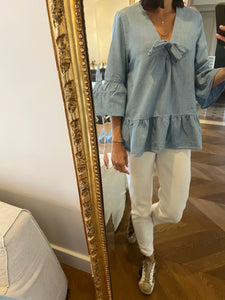 Blouse en jean Sézane avec noeud