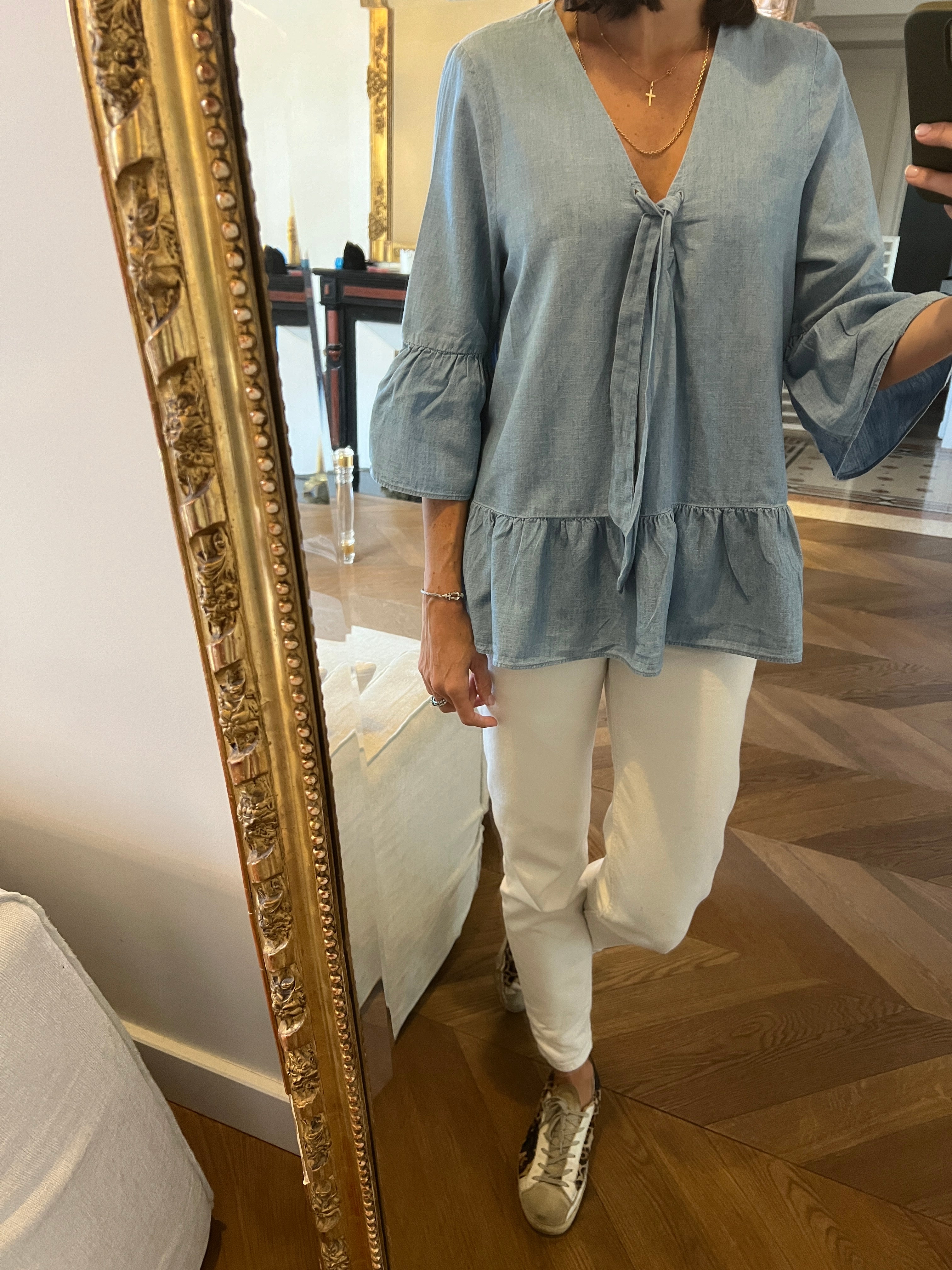 Blouse en jean Sézane avec noeud