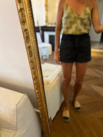 Charger l'image dans la galerie, Forte Forte - Débardeur vert irisé à bretelles fines
