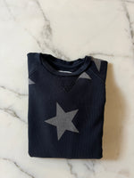 Charger l'image dans la galerie, Aurianne Sinacola - Nununu Sweat noir étoiles grises T.4-5ans
