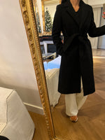 Charger l&#39;image dans la galerie, Manteau en laine Claudie Pierlot long noir
