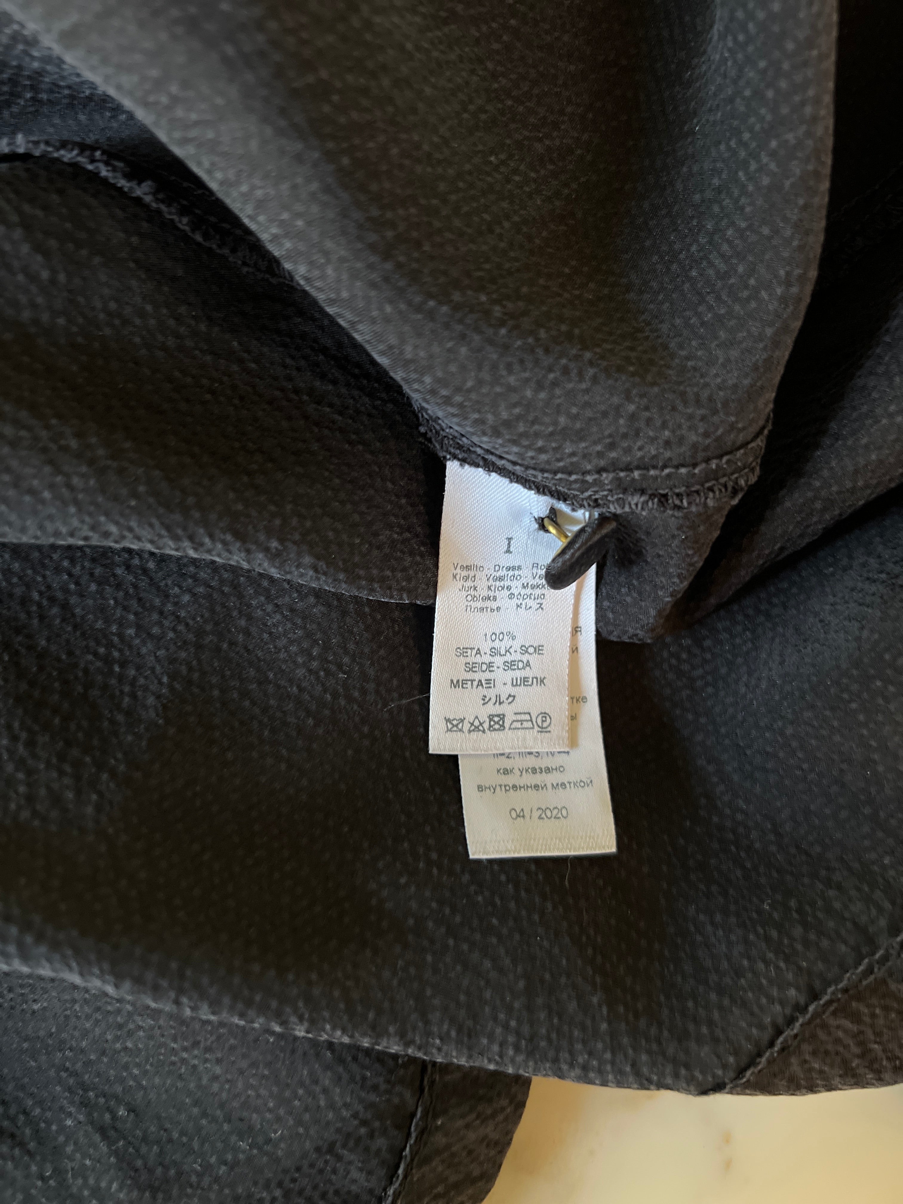 Forte Forte - Robe noire en soie satinée manches longues