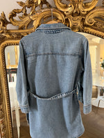 Charger l'image dans la galerie, Aurianne Sinacola - H&amp;M Robe en jean bleu ciel T.5-6 ans
