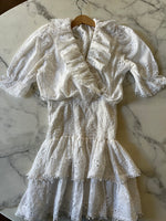Charger l'image dans la galerie, Aurianne Sinacola - Robe froufrou blanc en dentelle
