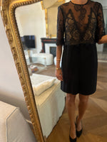 Charger l&#39;image dans la galerie, Sandro - Robe noire chic à dentelle
