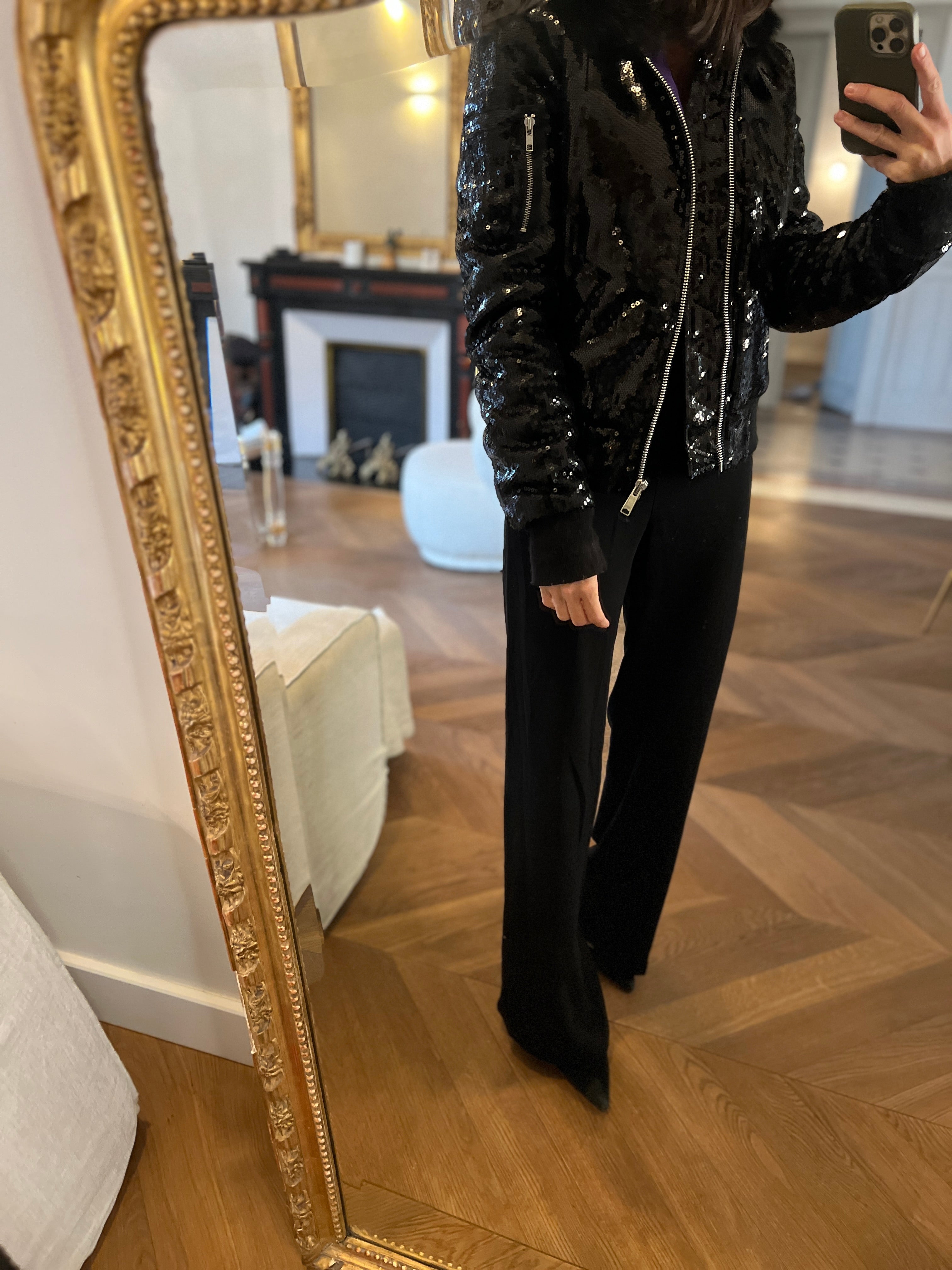 Noémie Lenoir Manteau à sequins Tsutsu