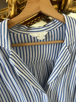 Charger l'image dans la galerie, H&amp;M - Blouse à rayures nouée
