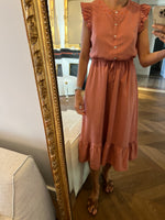 Charger l&#39;image dans la galerie, Robe Balzac Paris rose petits fleurs
